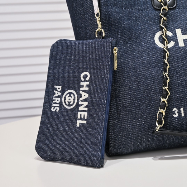 シャネルバッグ角部分ディテール